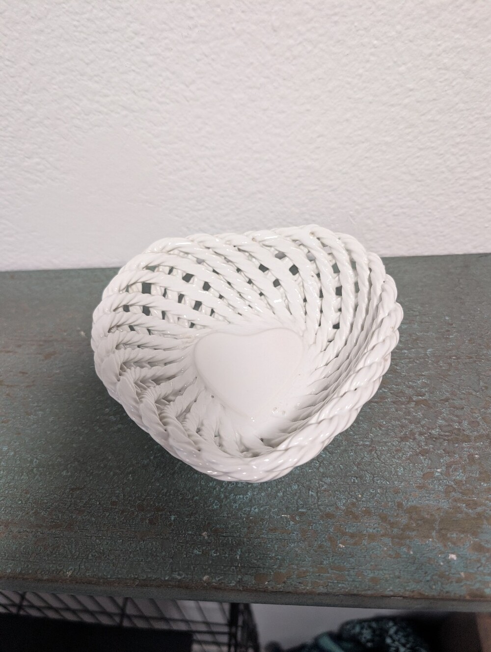 Vintage Italian Heart Shape Lattice Basketweave Style Ceramic Trinket Dish Bowl
